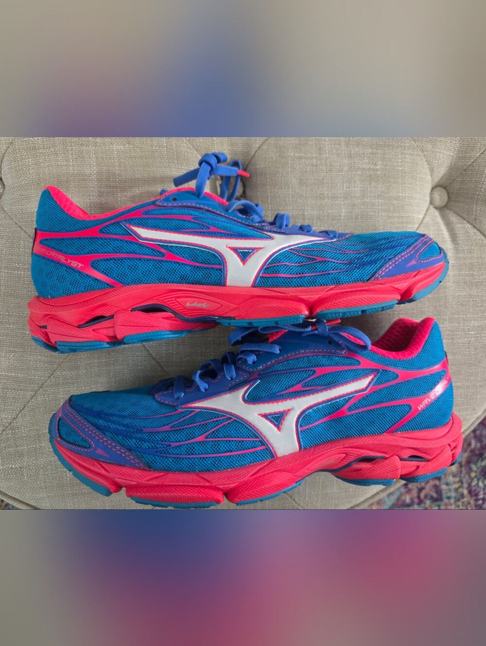 NWOT Mizuno Wave Catalyst Women’s 8.5 Running Shoes Blue Pink 410749 Y2K